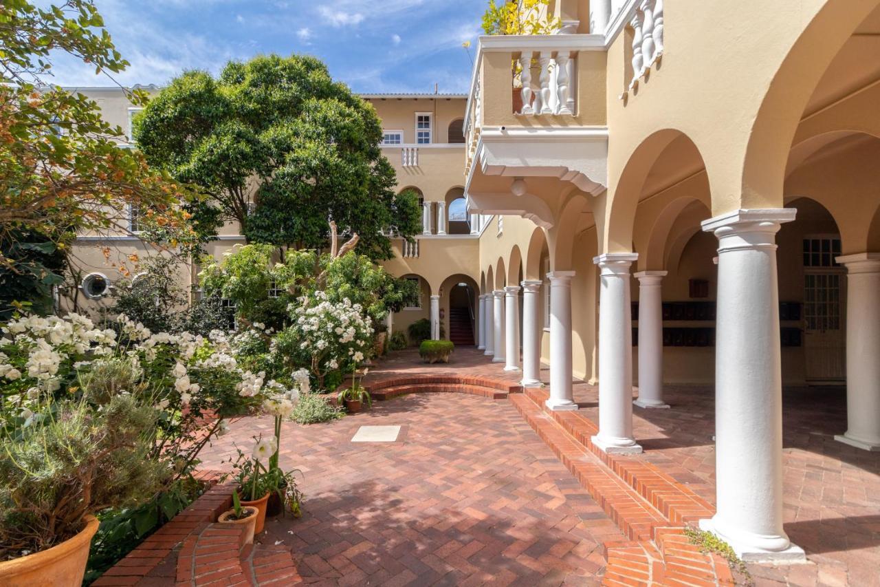 Cape Town Historical Victoria Court Apartment Bagian luar foto